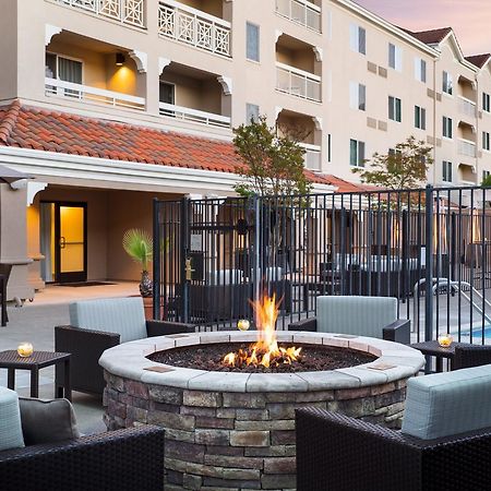 Hotel Courtyard Novato Marin/Sonoma Exterior foto